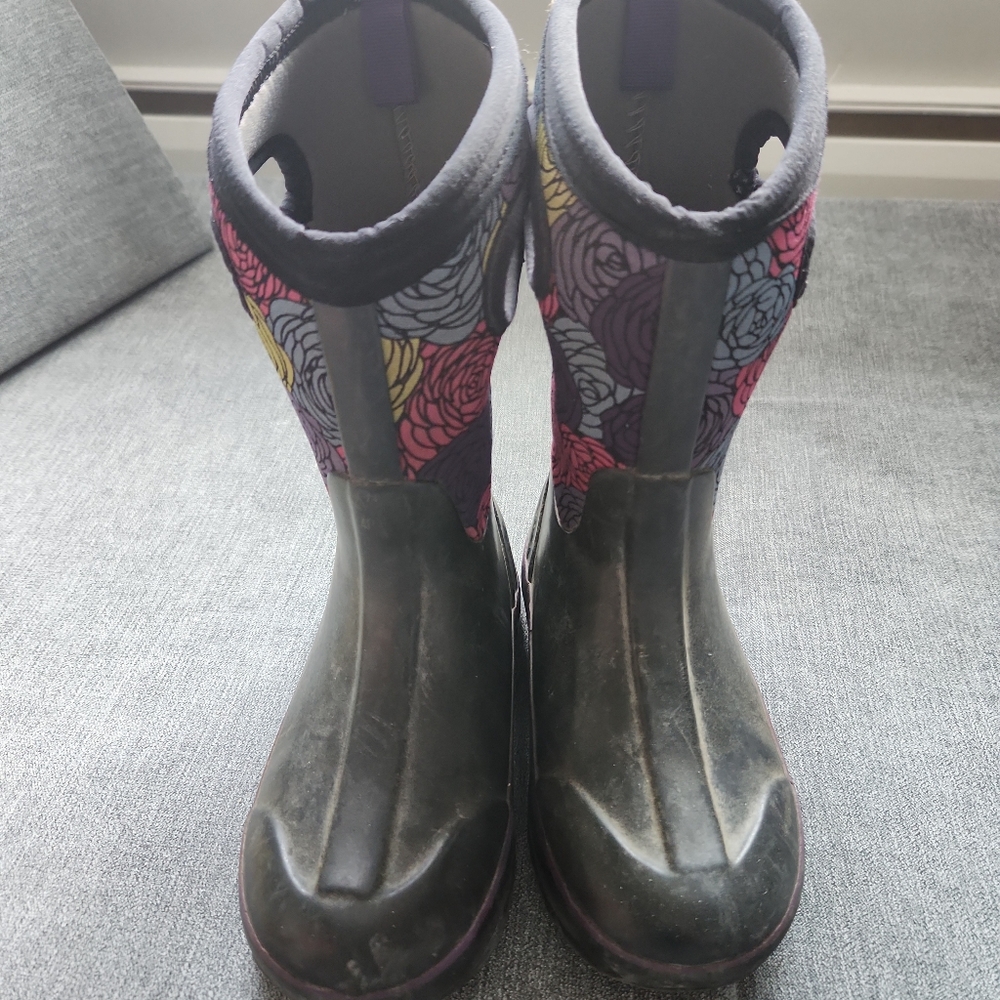 Size 13 Bogs